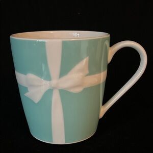 Tiffany & Co. Blue and White Ribbon Mug pristine